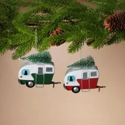Metal Holiday Camper With Tree Ornament - Green