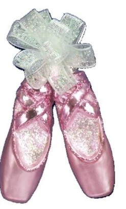 Pair Of Ballet Slippers Ornament -Country Christmas Loft Shop uslqypvwumbsg7uoan21
